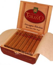 Carlos Torano Nicaragua Selection Petit Corona  (25 .)